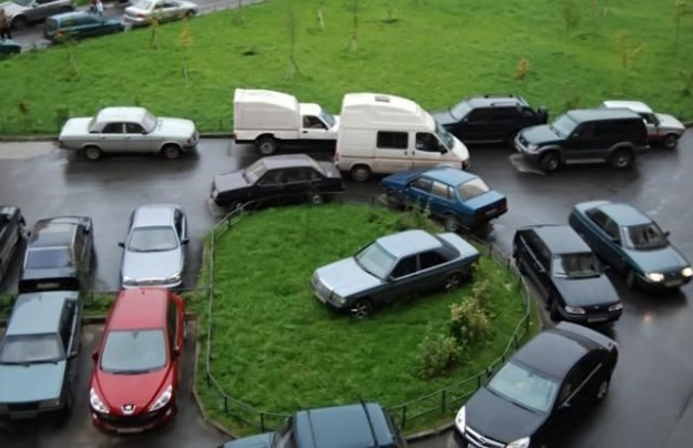parcheggio parcheggio selvaggio